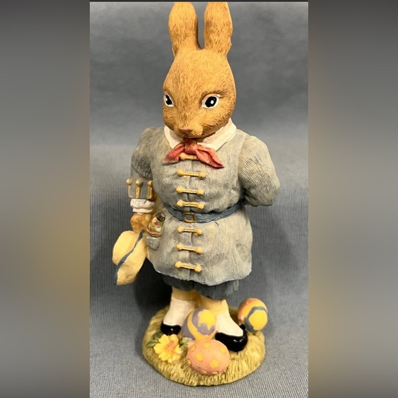 1994 The Victorian Collection Bentley Bunny Figurine with Box - Picture 2 of 3